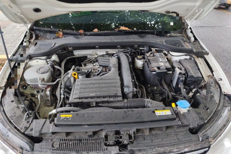 Used Volkswagen Golf 2021 280TSI DSG R-Line Engine Bay
