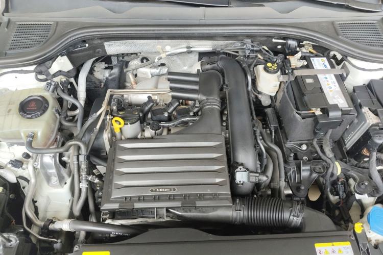 Used Volkswagen Golf 2021 280TSI DSG Pro Engine Bay