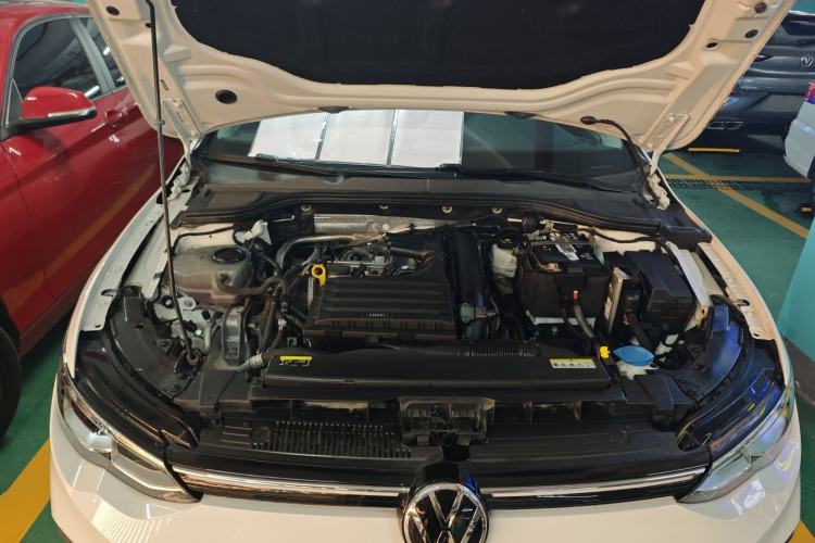 Used Volkswagen Golf 2021 280TSI DSG Pro Engine Bay