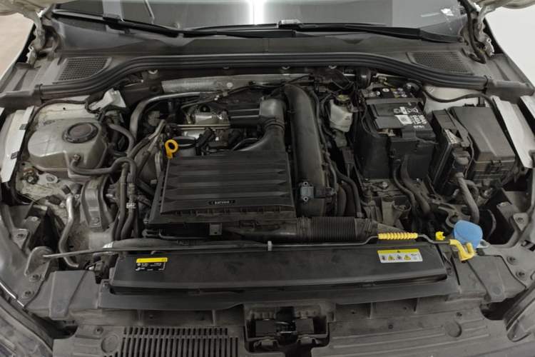Used Volkswagen Golf 2021 280TSI DSG Pro Engine Bay