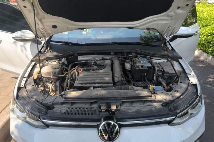 Used Volkswagen Golf 2021 280TSI DSG Pro Engine Bay