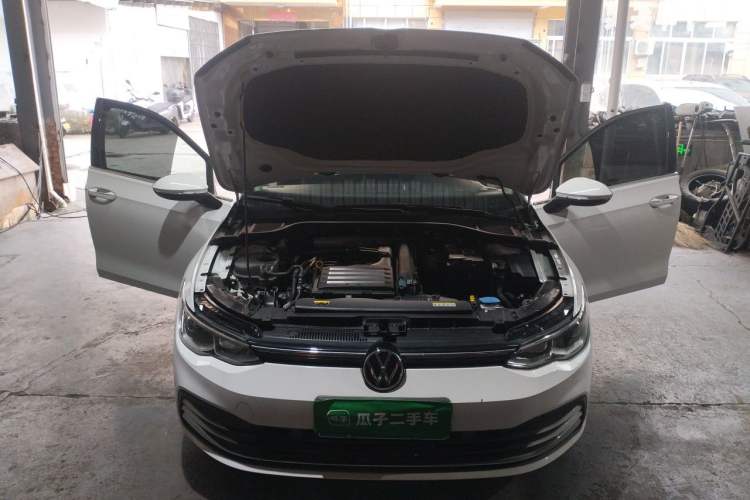 Used Volkswagen Golf 2021 280TSI DSG 30th Anniversary Edition Engine Bay