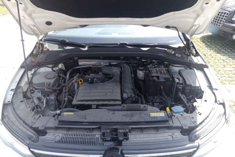 Used Volkswagen Golf 2021 280TSI DSG Pro Engine Bay