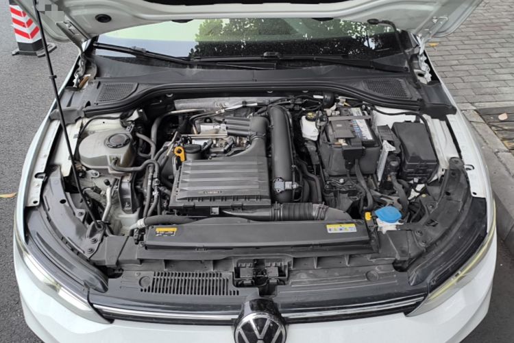 Used Volkswagen Golf 2021 280TSI DSG Pro Engine Bay