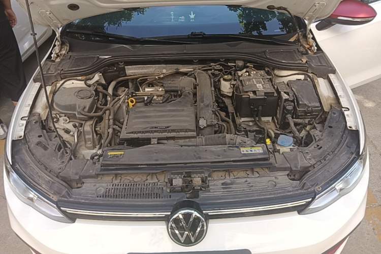 Used Volkswagen Golf 2021 280TSI DSG Pro Engine Bay