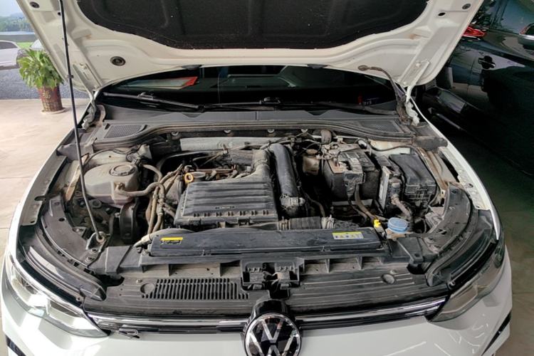 Used Volkswagen Golf 2021 280TSI DSG R-Line Engine Bay
