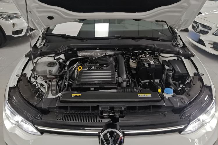Used Volkswagen Golf 2021 280TSI DSG Pro Engine Bay