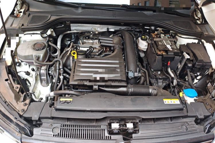 Used Volkswagen Golf 2021 280TSI DSG R-Line Engine Bay