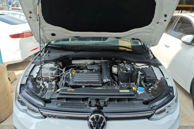 Used Volkswagen Golf 2021 280TSI DSG Pro Engine Bay