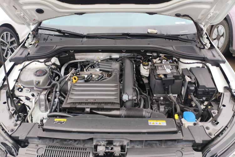 Used Volkswagen Golf 2021 280TSI DSG Pro Engine Bay