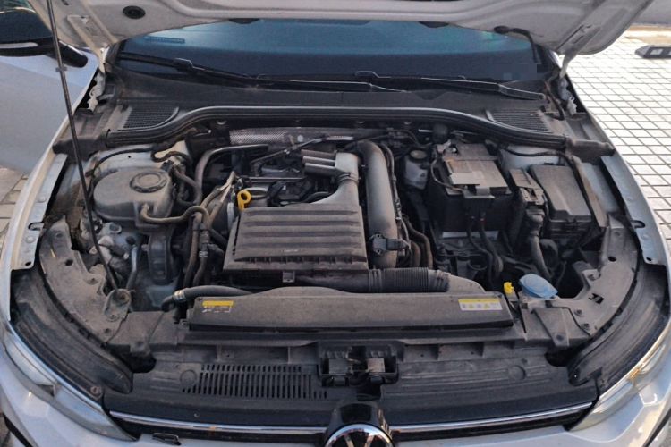 Used Volkswagen Golf 2021 280TSI DSG R-Line Engine Bay