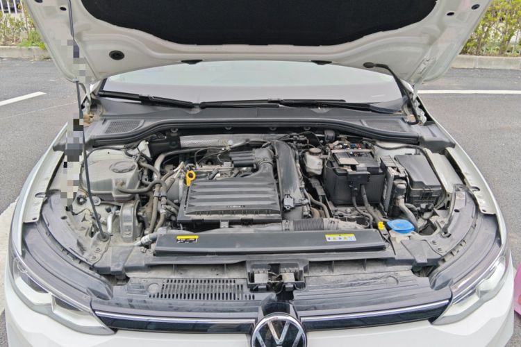 Used Volkswagen Golf 2021 200TSI DSG Engine Bay