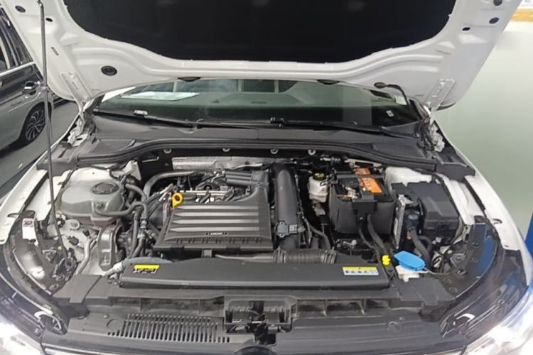 Used Volkswagen Golf 2021 280TSI DSG Pro Engine Bay