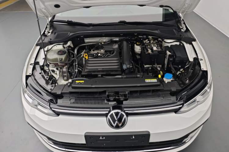 Used Volkswagen Golf 2021 280TSI DSG Pro Engine Bay