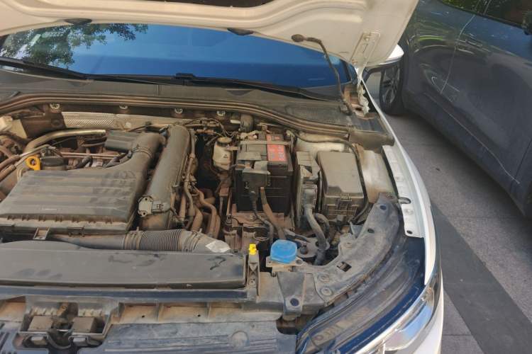 Used Volkswagen Golf 2021 280TSI DSG Pro Engine Bay Left