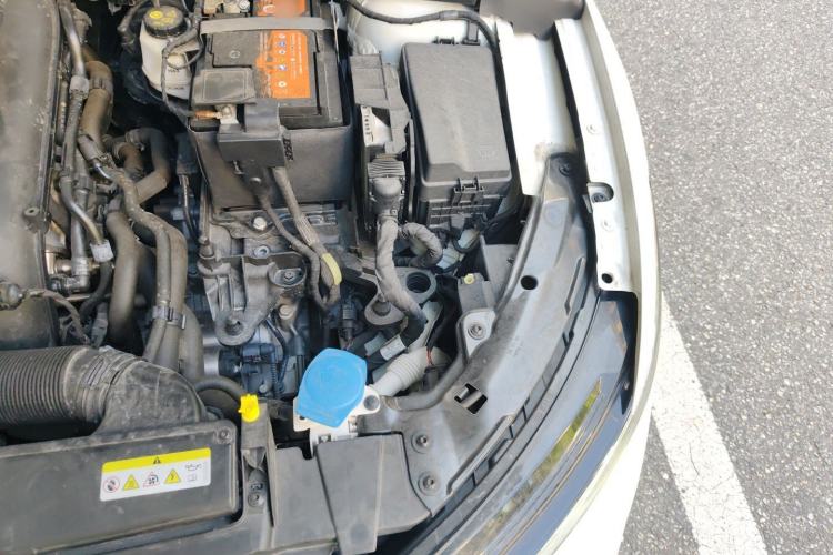 Used Volkswagen Golf 2021 280TSI DSG Pro Engine Bay Left