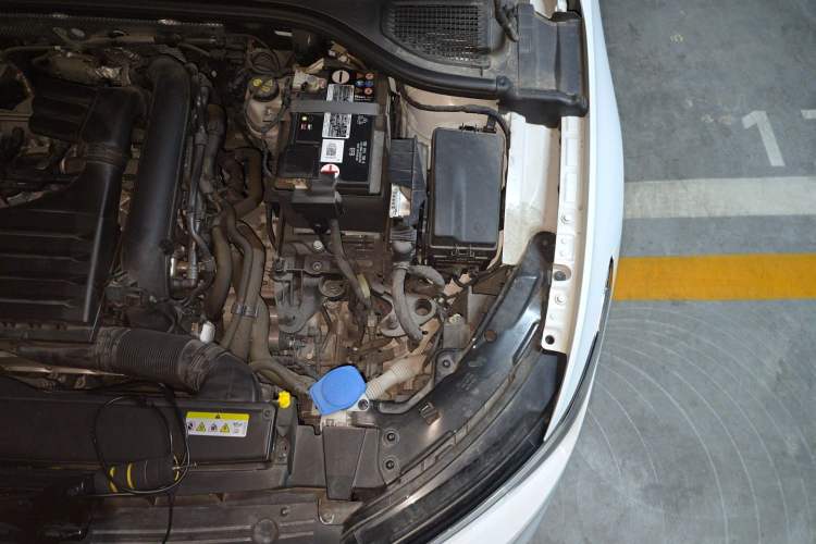 Used Volkswagen Golf 2021 280TSI DSG Pro Engine Bay Left
