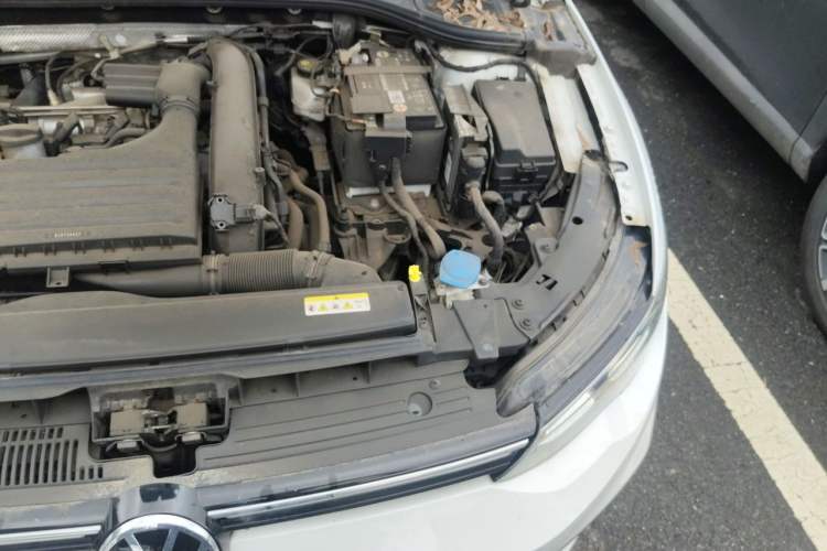 Used Volkswagen Golf 2021 280TSI DSG Pro Engine Bay Left
