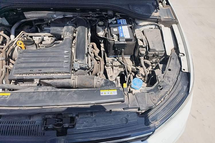 Used Volkswagen Golf 2021 280TSI DSG Pro Engine Bay Left
