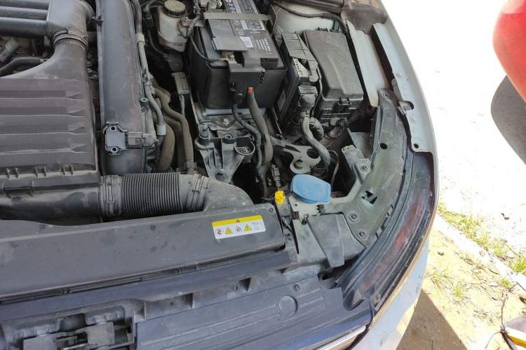Used Volkswagen Golf 2021 280TSI DSG Pro Engine Bay Left