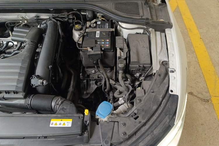 Used Volkswagen Golf 2021 280TSI DSG Pro Engine Bay Left
