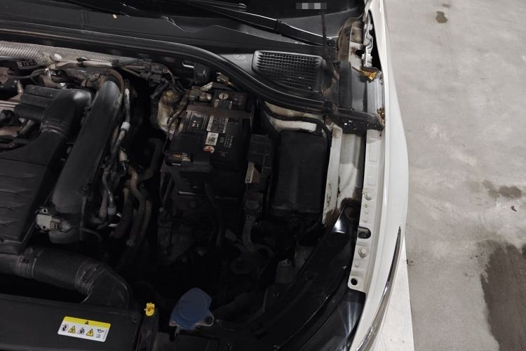 Used Volkswagen Golf 2021 280TSI DSG Pro Engine Bay Left