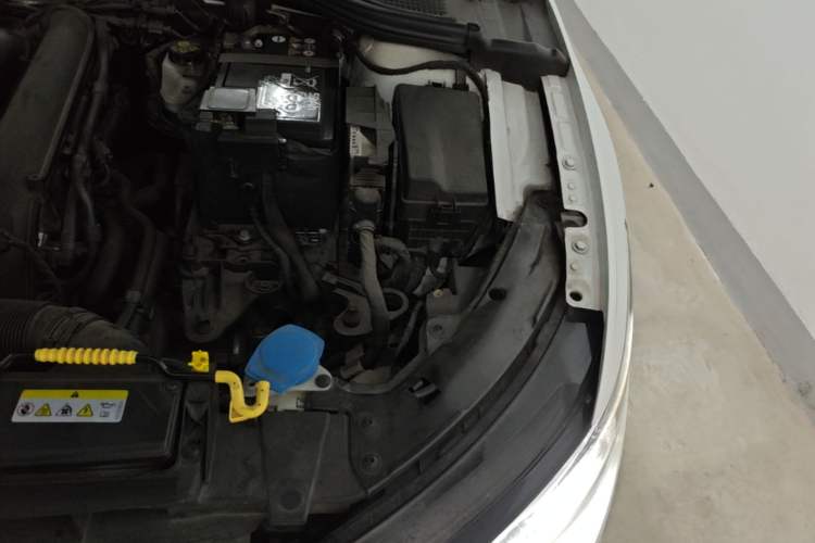 Used Volkswagen Golf 2021 280TSI DSG Pro Engine Bay Left