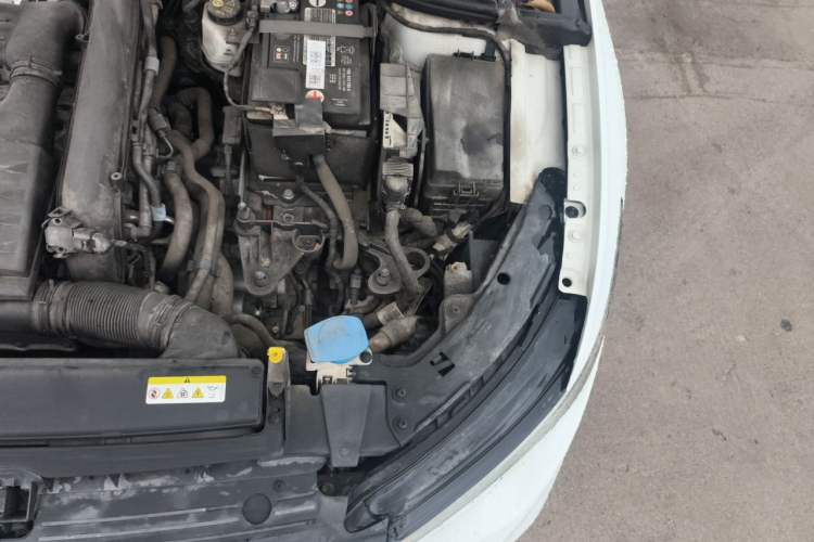 Used Volkswagen Golf 2021 280TSI DSG Pro Engine Bay Left