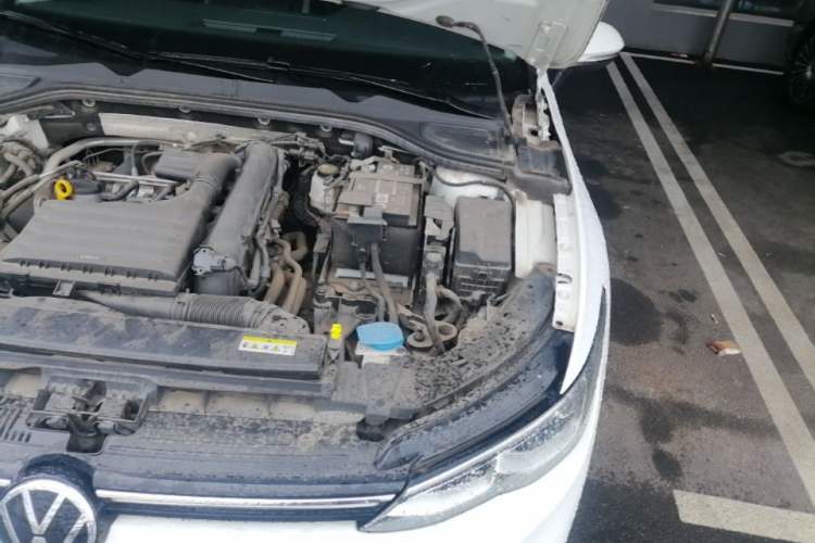 Used Volkswagen Golf 2021 280TSI DSG 30th Anniversary Edition Engine Bay Left