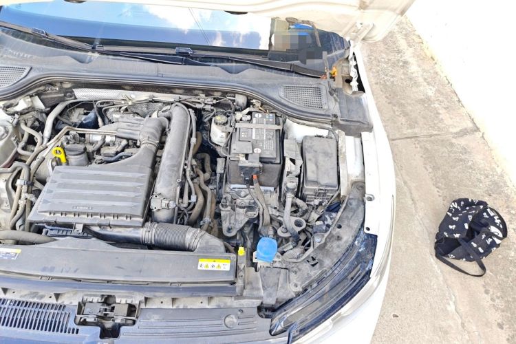 Used Volkswagen Golf 2021 280TSI DSG Pro Engine Bay Left