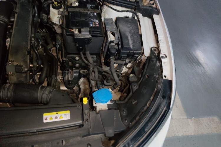 Used Volkswagen Golf 2021 280TSI DSG Pro Engine Bay Left