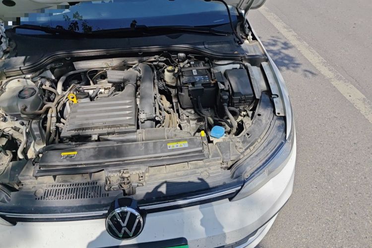 Used Volkswagen Golf 2021 280TSI DSG Pro Engine Bay Left