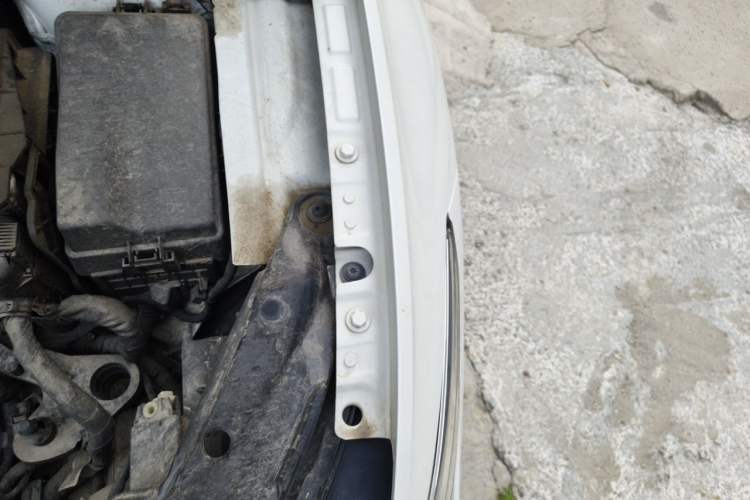 Used Volkswagen Golf 2021 280TSI DSG R-Line Engine Bay Left