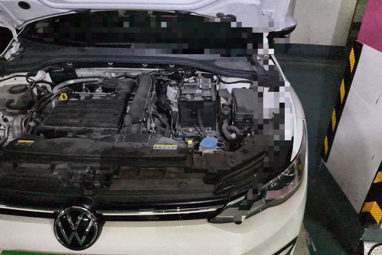 Used Volkswagen Golf 2021 280TSI DSG Pro Engine Bay Left