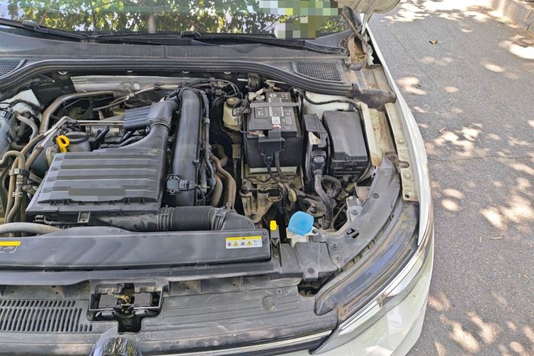 Used Volkswagen Golf 2021 280TSI DSG Pro Engine Bay Left
