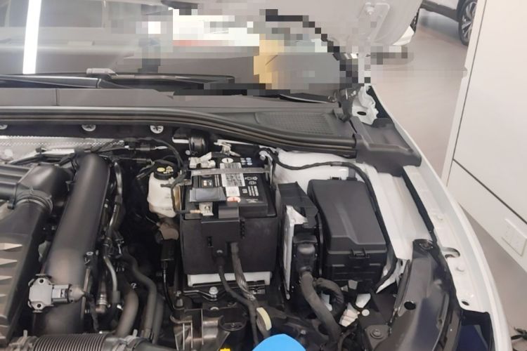 Used Volkswagen Golf 2021 280TSI DSG Pro Engine Bay Left