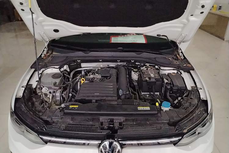 Used Volkswagen Golf 2021 280TSI DSG Pro Engine Bay