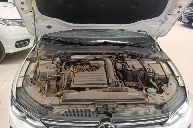 Used Volkswagen Golf 2021 280TSI DSG R-Line Engine Bay