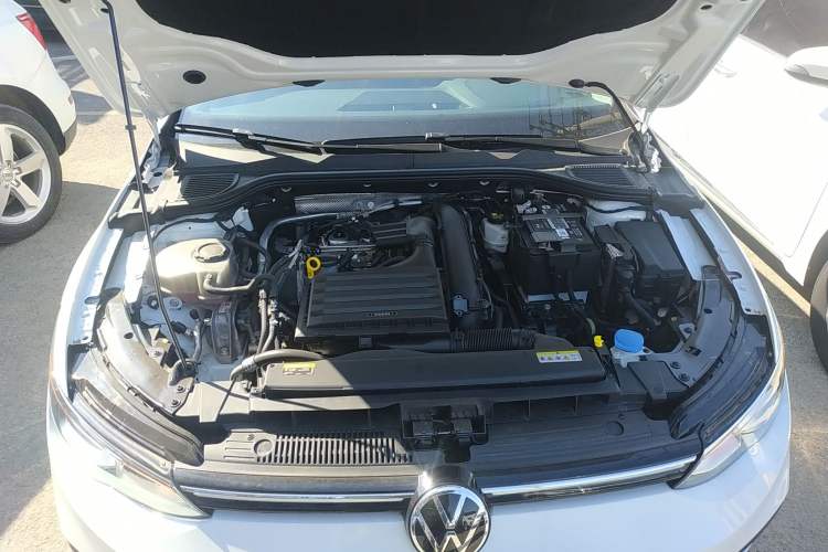 Used Volkswagen Golf 2021 280TSI DSG Pro Engine Bay
