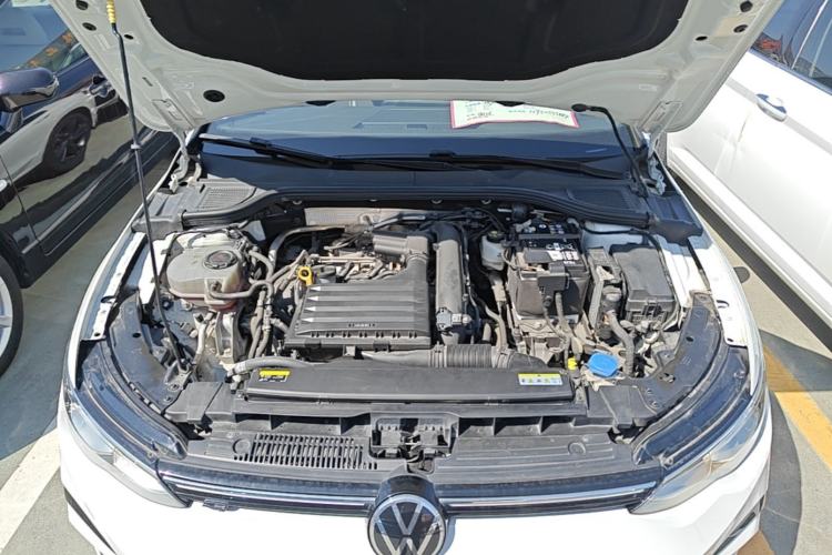 Used Volkswagen Golf 2021 280TSI DSG R-Line Engine Bay