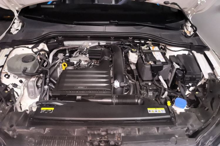 Used Volkswagen Golf 2021 280TSI DSG 30th Anniversary Edition Engine Bay
