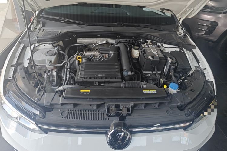 Used Volkswagen Golf 2021 280TSI DSG Pro Engine Bay
