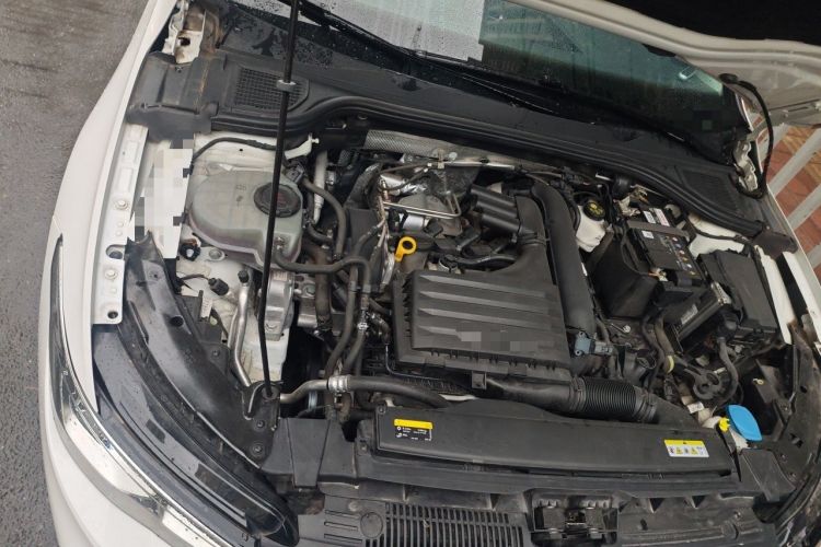 Used Volkswagen Golf 2021 280TSI DSG Pro Engine Bay Right
