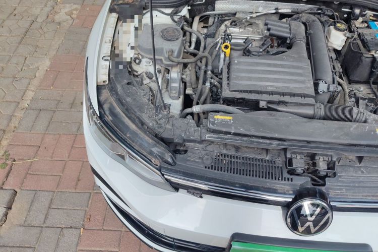 Used Volkswagen Golf 2021 280TSI DSG R-Line Engine Bay Right