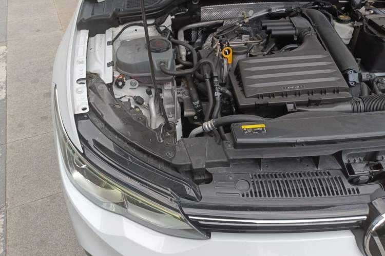 Used Volkswagen Golf 2021 280TSI DSG Pro Engine Bay Right