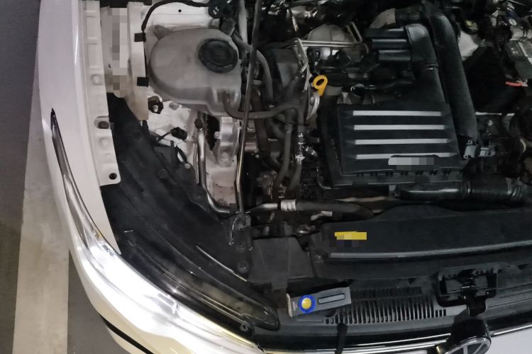 Used Volkswagen Golf 2021 280TSI DSG R-Line Engine Bay Right