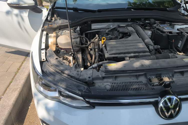 Used Volkswagen Golf 2021 280TSI DSG Pro Engine Bay Right