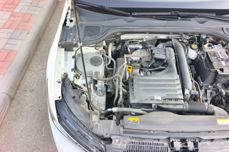 Used Volkswagen Golf 2021 280TSI DSG Pro Engine Bay Right
