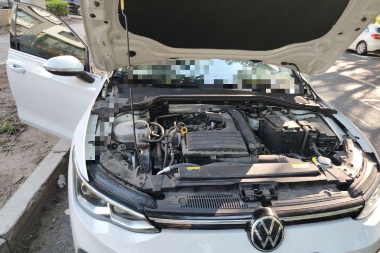 Used Volkswagen Golf 2021 280TSI DSG Pro Engine Bay Right