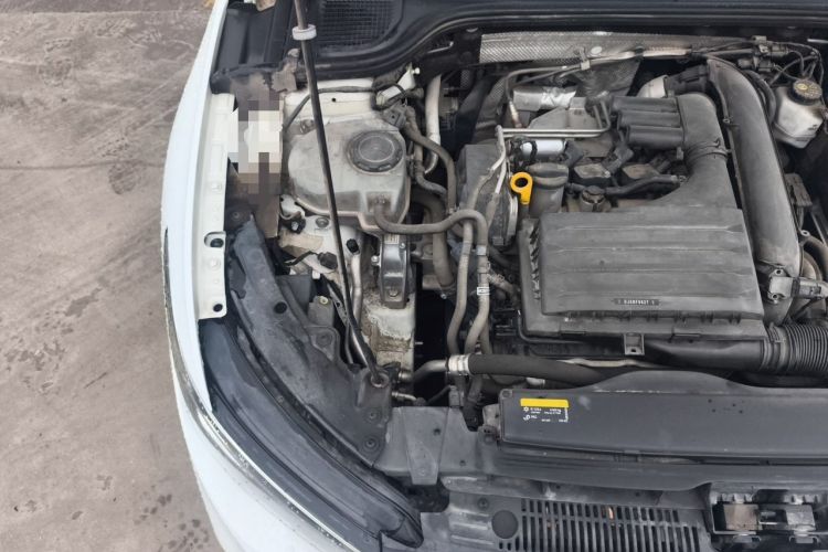 Used Volkswagen Golf 2021 280TSI DSG Pro Engine Bay Right
